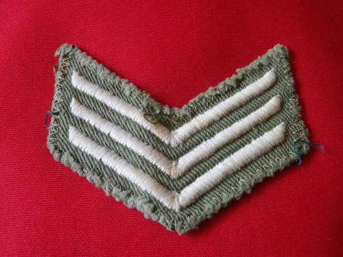 RHODESIAN ARMY SERGEANT COMBAT DRESS EMBROIDERED CLOTH ARM BADGE - UDI PERIOD (3955)