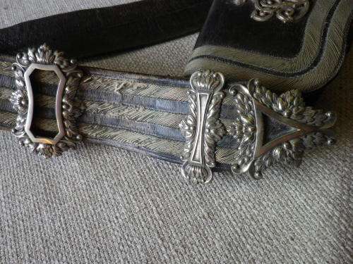 GREAT BRITAIN - VICTORIAN STAFF OFFICERS CROSS BELT + POUCH . LEATHER +  SILVER BULLION WIRE - RARE