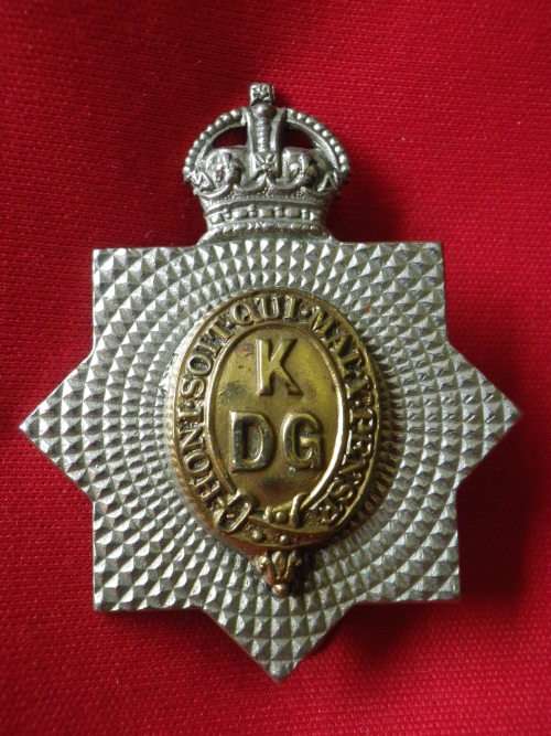 GREAT BRITAIN - FIRST KINGS DRAGOON GUARDS BI METAL CAP BADGE AS WORN WW1 -  (V91)