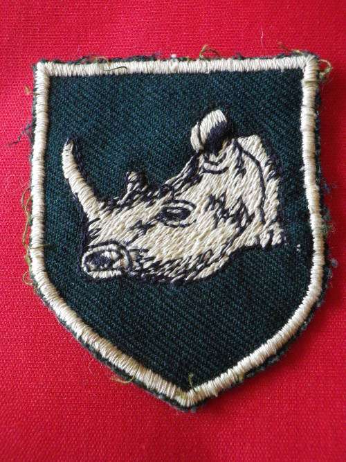 RHODESIAN ARMY - 2 BRIGADE (MASHONALAND) CLOTH EMBROIDERED SHOULDER PATCH   UDI PERIOD  (4728)