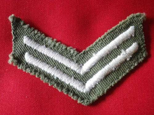 RHODESIAN ARMY - CORPORAL EMBROIDERED COMBAT DRESS STRIPES - UDI PERIOD  ( 4735)