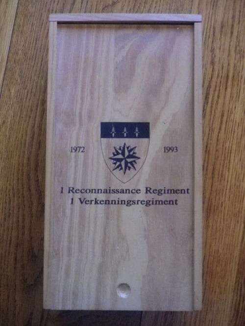 SADF- 1 RECCE 21ST ANNIVERSARY 1993 RED WINE IN ORIGINAL PRESENTATION BOX - 1 BOTTLE MISSING (3546)