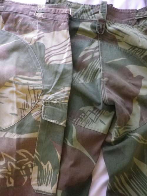 RHODESIAN ARMY CAMO LONGS - UNCOMMON GREEN BASE/GROUND COLOUR - AS ISSUED EARLY 1970'S  (3237)