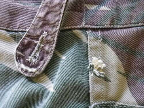RHODESIAN ARMY CAMO LONGS - INNER LEG 76CM/ 30" - WAIST 82CM / 32"  -  3 BUTTONS MISSING (3238)