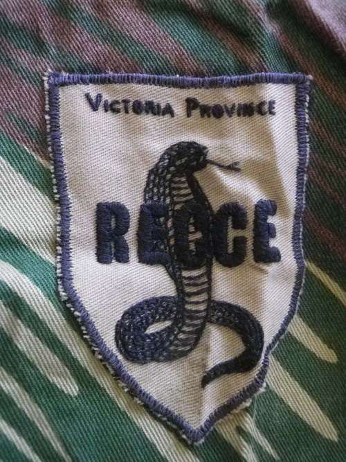 RHODESIAN CAMO S/SLEEVE SHIRT - INCLUDES VERY RARE EMBROIDERED RECCE SHOULDER FLASH SEE BELOW.(3232)