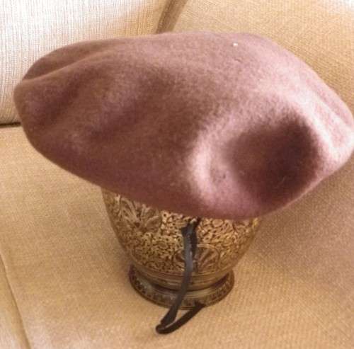 RHODESIAN SELOUS SCOUTS UNUSED OFFICERS BERET - SCARCE - MADE IN BOTSWANA SIZE 7 1/4 - (5437)