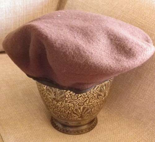 RHODESIAN SELOUS SCOUTS UNUSED OFFICERS BERET - SCARCE - MADE IN BOTSWANA SIZE 7 1/4 - (5437)