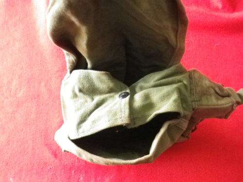 RHODESIAN ARMY ISSUED RIGHT HAND KIDNEY POUCH     (5559)