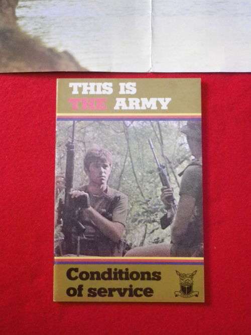 RHODESIAN ARMY - PROMOTIONAL FOLDER + "CONDITIONS OF SERVICE" BOOKLET + PAY SCALE CARD (5586)