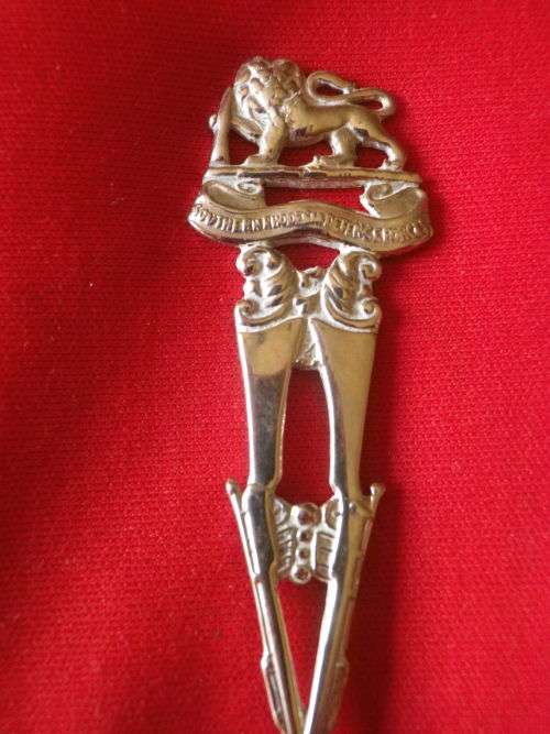 SOUTHERN RHODESIA DEFENCE FORCES HALLMARKED SILVER SHOOTING SPOON   (5859)