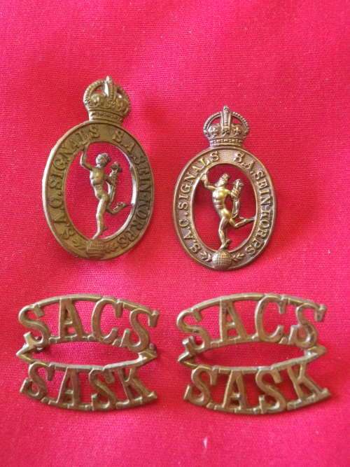 SA - CORPS OF SIGNALS BRASS CAP + COLLAR + SHOULDER TITLES    ( 5935)