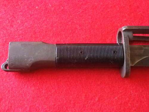 SA / RHODESIA M1 FAL TYPE A BAYONET + METAL SCABBARD - MADE BY FN - SA "UM" STAMP + No. - RARE(6075)
