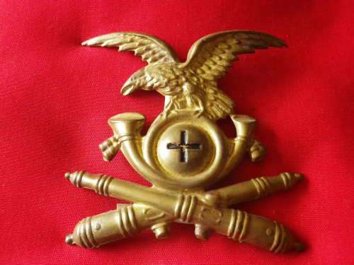 ITALIAN FASCIST WW2 MOUNTAIN ARTILLERY REGT (SCHOOL) BRASS HELMET PLATE - I PRONG MISSING (6109)