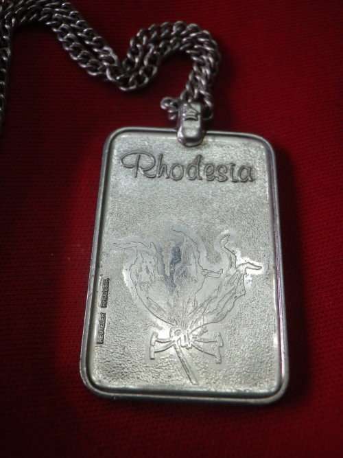 RHODESIAN STAMPED SILVER PENDANT + CHAIN - FLAME LILY + NATIONAL ANTHEM - MADE REUTELER  (6182)