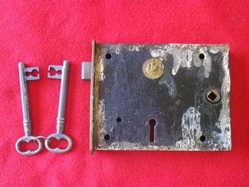 NATAL GOVT. RAILWAYS ,STAMPED - VICTORIAN RIM LOCK (DRAW BACK) WORKING BUT KEYS NOT ORIGINAL  (6197)