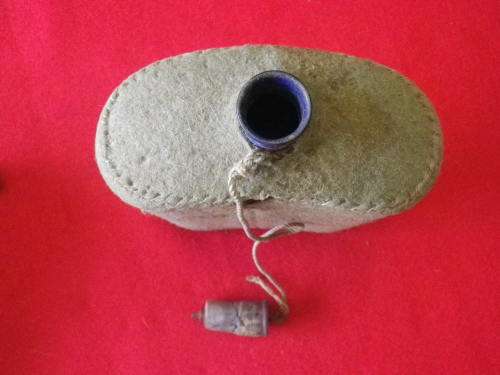RHODESIAN ISSUED WW2 WATER BOTTLE - STAMPED -  SOUTHERN RHODESIAN GOVT.   & M.E.Co. 1937  (3565)