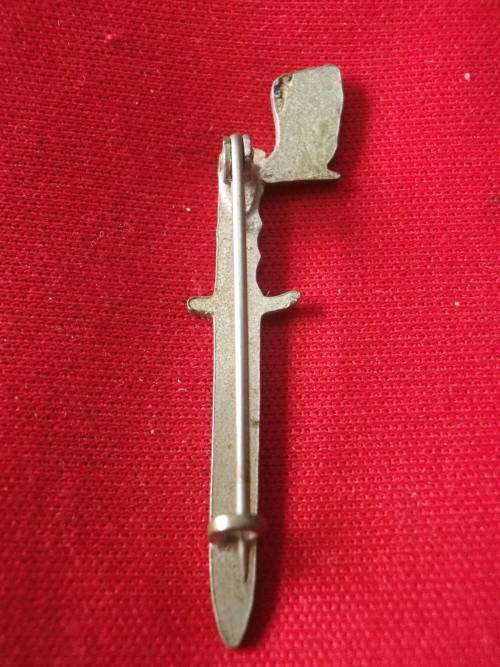 ITALY - ITALIAN  WW2 FACIST DAGGER + MUSSOLINI PIN BADGE - POSSIBLY MVSN MILITIA  - RELISTED (3578)