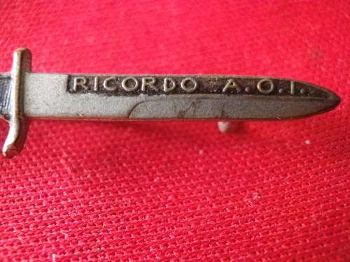 ITALY - ITALIAN  WW2 FACIST DAGGER + MUSSOLINI PIN BADGE - POSSIBLY MVSN MILITIA  - RELISTED (3578)