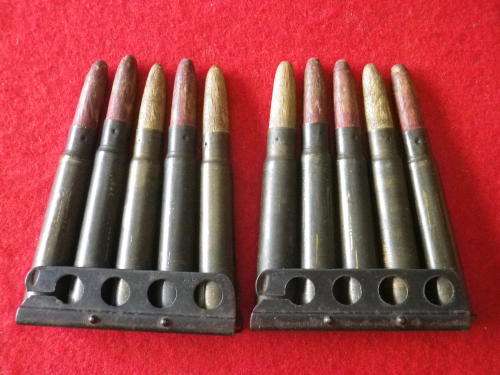 RHODESIAN ARMY ISSUED 2 X CLIPS OF .303 DRILL ROUNDS WITH ORIGINAL WOOD HEADS - SEE BELOW  (2242)