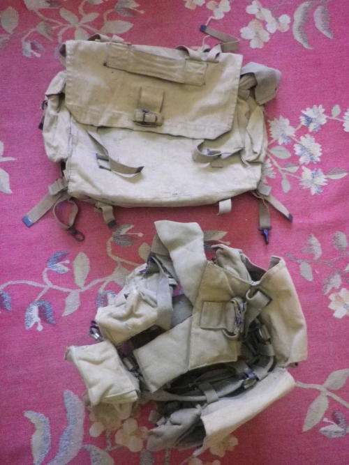 SADF- P61 KHAKI RIG - LARGE PACK, YOKE, WEB BELT, KIDNEY + AMMO POUCHES - INSCRIBED + STAMPED (4315)