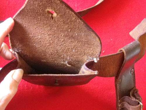 SA POLICE - EARLY GUN BELT + WALTER P38 HOLSTER + HANDCUFFS POUCH+ BAYONET FROG + GUN LANYARD  (533)