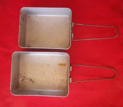 SA/GB - WW2 MESS TINS WITH MANY ENGRAVINGS SEE BELOW - OWNER?  R HERNE RE   (536)