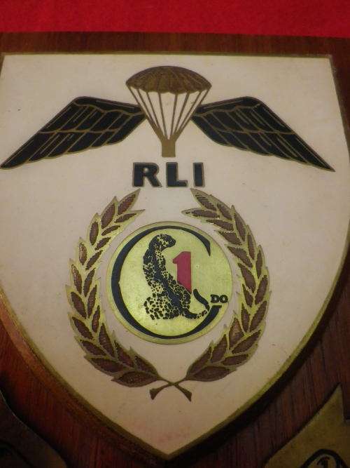 RHODESIA  - RLI 1 COMMANDO PLAQUE IN ORIGINAL BOX     (3905)