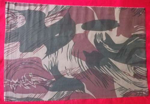 RHODESIAN ORIGINAL PIECE OF CAMMO - MANY USES - 90 cm X 60 cm   (3958)