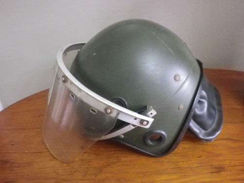SA ARMY - GREEN RIOT HELMET WITH VISOR - OBSOLETE  relisted due to Time Waster