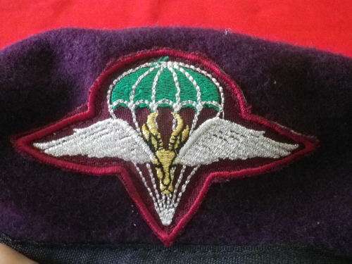 SANDF - 1 PARA  REGT. BERET - AS NEW - MADE STEPAHEAD 2009  - SIZE 57     (2669)