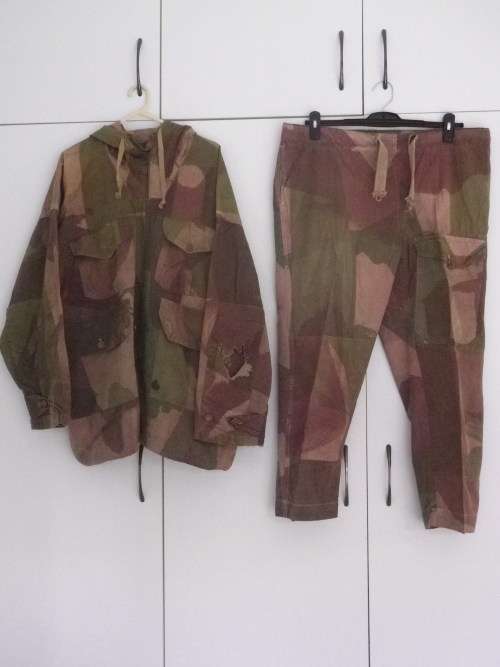 BRITISH ARMY WW2 PARA / SAS / COMMANDO CAMMO WINDPROOF SMOCK + TROUSERS - CWS SIZE 7- RARE(4719)