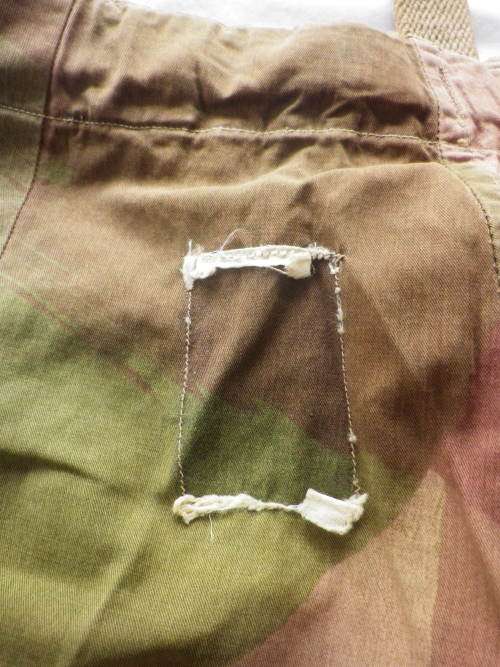 BRITISH ARMY WW2 PARA / SAS / COMMANDO CAMMO WINDPROOF SMOCK + TROUSERS - CWS SIZE 7- RARE(4719)