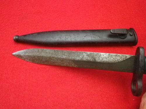 RHODESIAN ARMY - UZI BAYONET + STEEL SCABBARD    (4744)