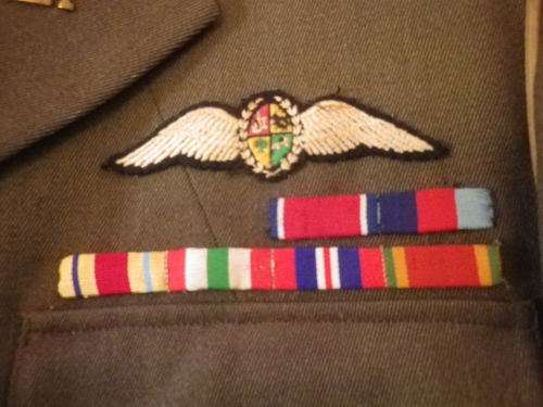 SAAF - WW2 MAJORS KHAKI TUNIC + PILOT WINGS + RIBBON BAR + MEDICS COLLARS - SOME MOTHING (4842)