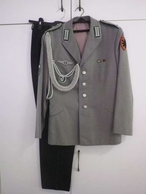 WEST GERMAN - PARACHUTE REGT. DRESS TUNIC + TROUSERS  - GOOD CONDITION (4836)
