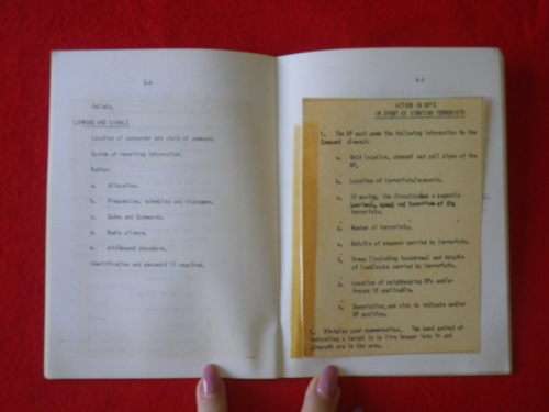 RHODESIAN ARMY -COUNTER INSURGENCY  AIDE MEMOIRE - 1975 - INSCRIBED - HAS ADDITIONS - SCARCE  (7775)