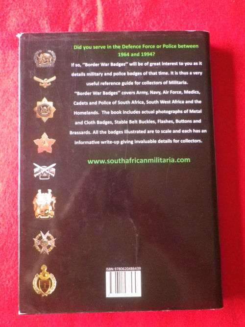 `BORDER WAR BADGES` BY ANDREW DINNES - SIGNED HC + DW   302 Pgs      (5070)