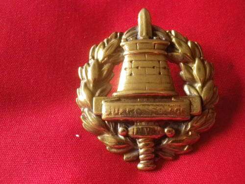 RHODESIA - GUARD FORCE KEEP SERGEANT MAJOR BRASS WRIST BADGE - MINOR POLISH   (7833)