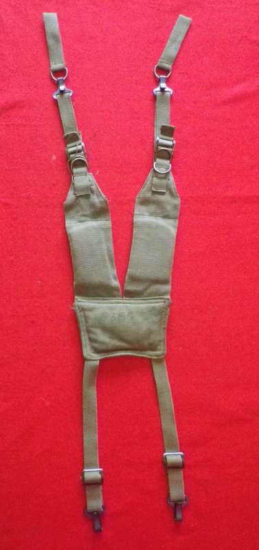 RHODESIAN ARMY - P69 YOKE FOR WEBBING               (7941)