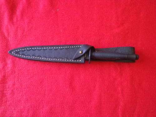 SPECIAL FORCES / COMMANDO STYLE KNIFE + SHEATH - MADE BY GERRY CILLIERS -BLADE LENGTH 17.5cm  (6501)