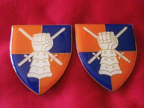 SADF - ARMOUR FORMATION HQ PAIR OF FLASHES        (4910)