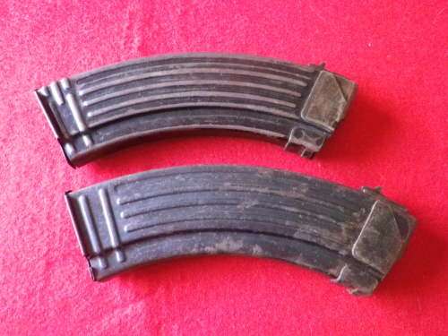 RHODESIAN BUSH WAR PICKUP - 2 X AK MAGS                 (4074)