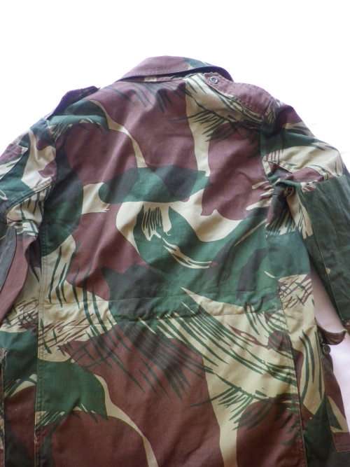 RHODESIAN ARMY CAMMO JACKET - SIZE L - MADE PARAMOUNT - GOOD CONDITION - INSCRIBED - TAG FADED (1087