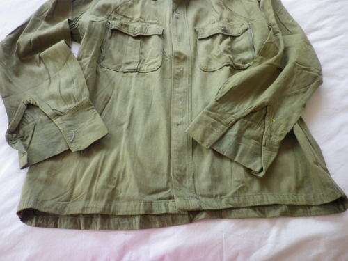 RHODESIAN WAR PICK UP -EX ZIPRA KHAKI SHIRT + TROUSERS - POOR CONDITION, MOST BUTTONS MISSING (4084)
