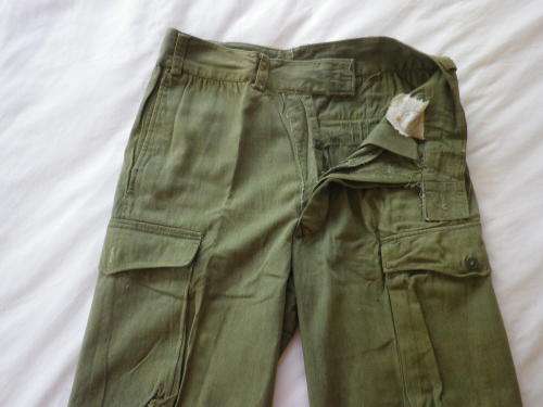 RHODESIAN WAR PICK UP -EX ZIPRA KHAKI SHIRT + TROUSERS - POOR CONDITION, MOST BUTTONS MISSING (4084)