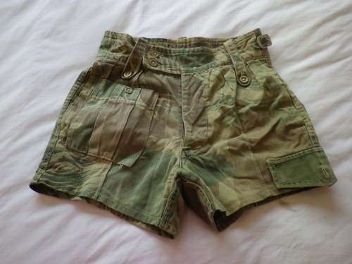 RHODESIAN ARMY CAMMO SHORTS - WELL WORN                 (1089)