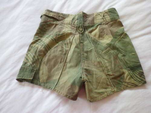 RHODESIAN ARMY CAMMO SHORTS - WELL WORN                 (1089)