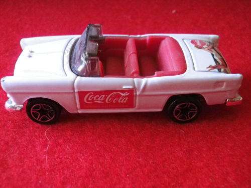 GOOD LOT - MIXED COLLECTABLES INCL. VESPA, VW COCA-COLA MODELS + FANTA / PEPSI ITEMS  (2921)