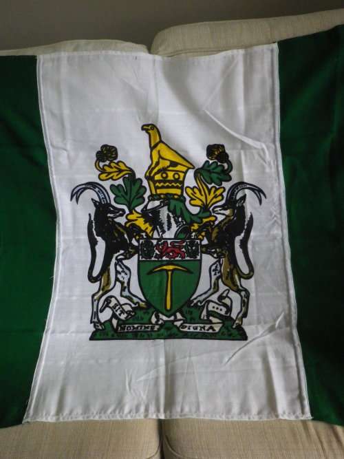 RHODESIAN FLAG - AS NEW - MADE WILLIAM SMITH GOUROCK - INSCRIBED - SIZE 178X90cm -  (8233)