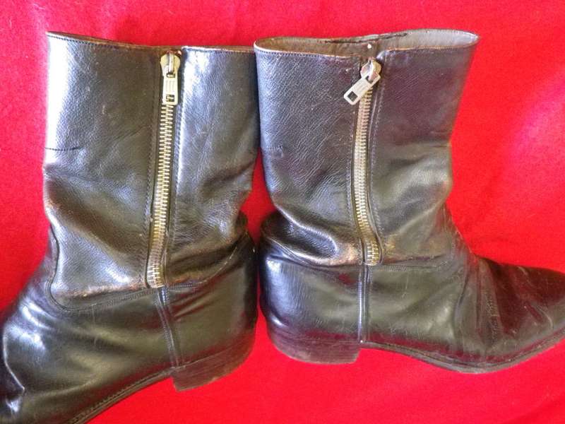 RHODESIA BSAP - PAIR SENIOR OFFICERS FULL DRESS (HALF-WELLINGTON) BOOTS   (8257)